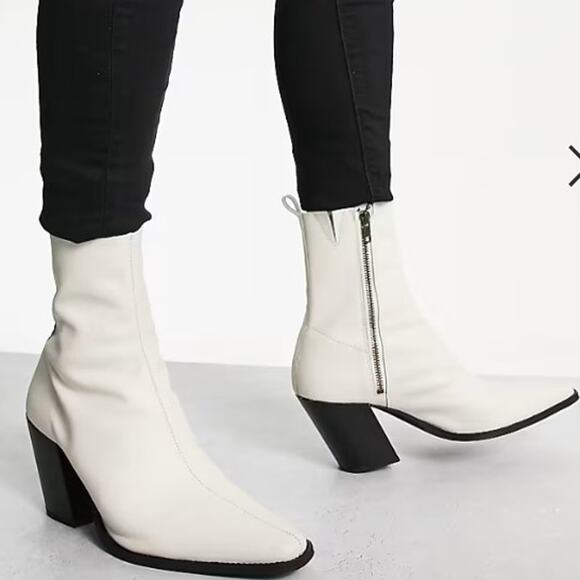 ASOS Women's Leather Angled Heeled Chelsea Ankle Bootie Size 10 White Side Zip - Picture 4 of 12